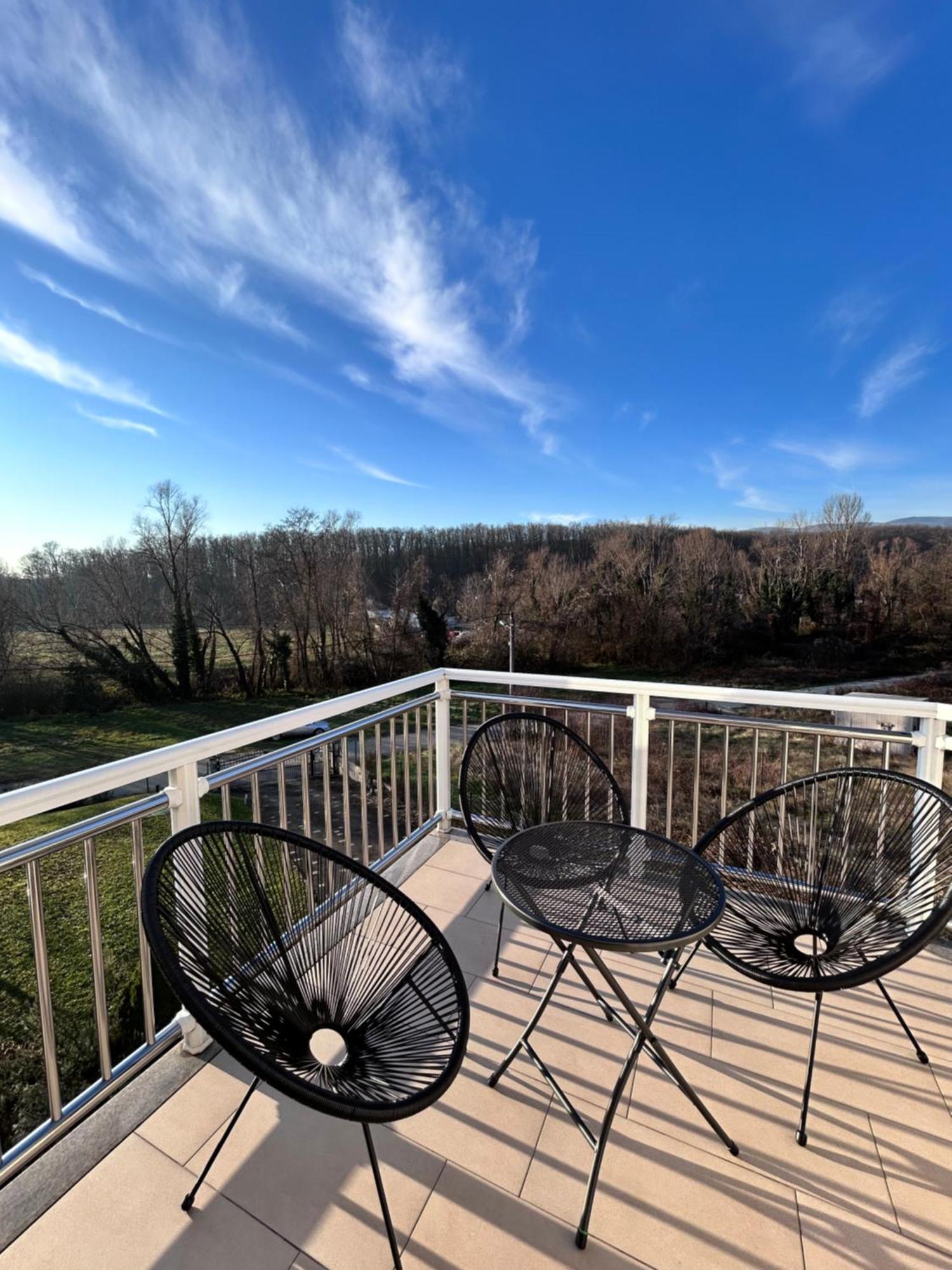 Astarea - Luxe Penthouse In Nature - Jacuzzi - Free Private Parking - Terrace & Balcony - Peace 자그레브 외부 사진
